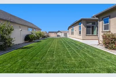 1749 Bowles Court, Beaumont, CA 92223 - Photo 40