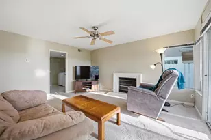 1465 Genoa Dr, Vista, CA 92081 - Photo 16