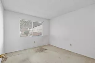 1521 Temple Heights Dr, Oceanside, CA 92056 - Photo 16