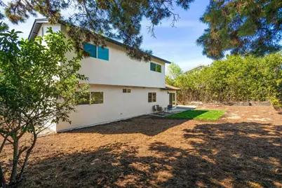 3810 Sierra Morena Ave, Carlsbad, CA 92010 - Photo 32