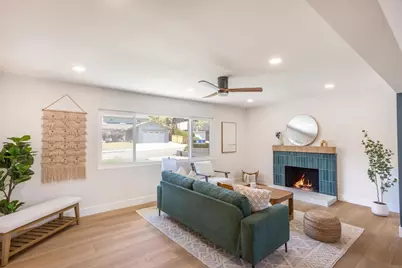 3810 Sierra Morena Ave, Carlsbad, CA 92010 - Photo 6