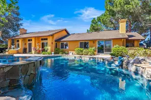 1147 Sea Larke Dr, Fallbrook, CA 92028 - Photo 2