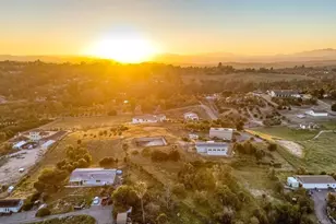 4010 Calle De Sueno, Fallbrook, CA 92028 - Photo 38