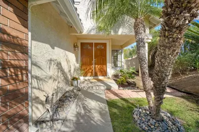 1374 Beringer Lane, Vista, CA 92081 - Photo 2