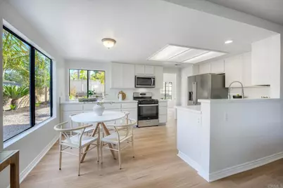 1374 Beringer Lane, Vista, CA 92081 - Photo 10