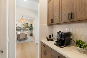 835 Lynwood Dr, Encinitas, CA 92024 - Photo 10