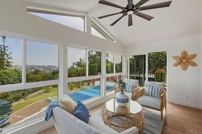 557 Canyon Drive, Solana Beach, CA 92075 - Photo 12