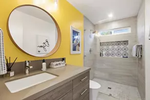 1708 Countryside Dr, Vista, CA 92081 - Photo 12