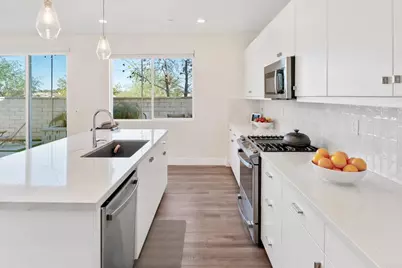 27776 Heritage Ln, Valley Center, CA 92082 - Photo 14