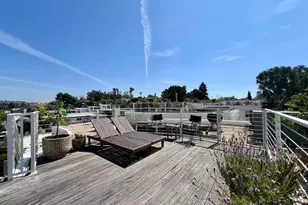 2851 N Buzz Ct, Los Angeles, CA 90039 - Photo 18