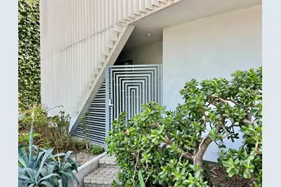 2851 N Buzz Ct, Los Angeles, CA 90039 - Photo 22