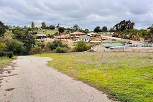 2399 Paige Cir, Fallbrook, CA 92028 - Photo 10