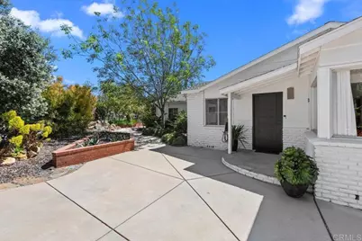 1645 Noma Lane, Encinitas, CA 92024 - Photo 2