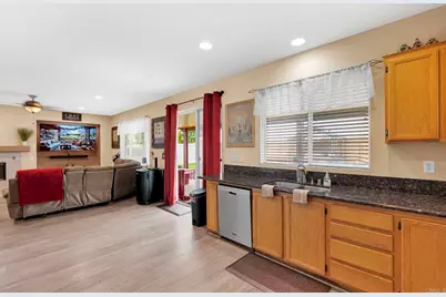 17866 Robusta Drive, Riverside, CA 92503 - Photo 18