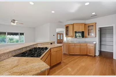 2596 Green Canyon Road, Fallbrook, CA 92028 - Photo 14
