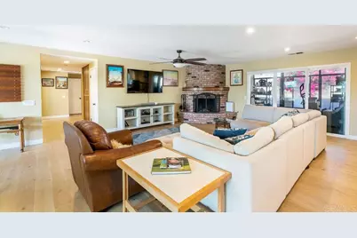 831 Cypress Drive #1, Vista, CA 92084 - Photo 14