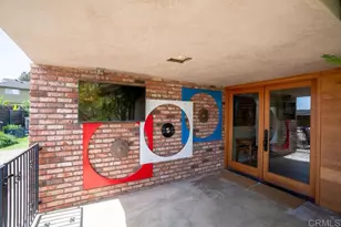 831 Cypress Dr, Vista, CA 92084 - Photo 8