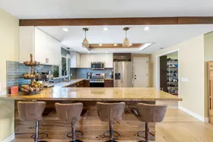 831 Cypress Dr, Vista, CA 92084 - Photo 16