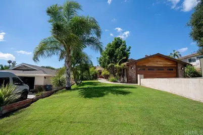 831 Cypress Drive #1, Vista, CA 92084 - Photo 2