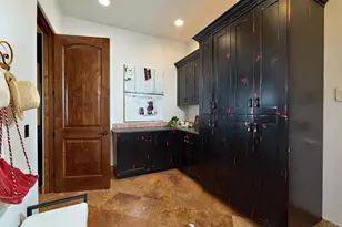 6811 Vianda Ct, Carlsbad, CA 92009 - Photo 14