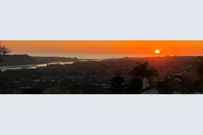 6811 Vianda Court, Carlsbad, CA 92009 - Photo 2