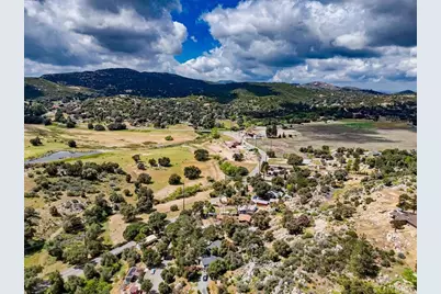 25008 Manzantia Ln, Descanso, CA 91916 - Photo 48