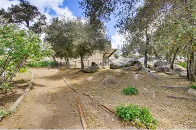 25008 Manzantia Ln, Descanso, CA 91916 - Photo 42
