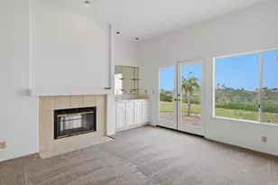 4425 Sunnyhill Dr, Carlsbad, CA 92008 - Photo 8