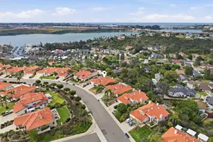 4425 Sunnyhill Dr, Carlsbad, CA 92008 - Photo 40