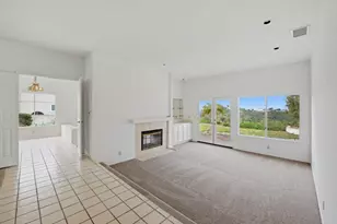 4425 Sunnyhill Dr, Carlsbad, CA 92008 - Photo 6