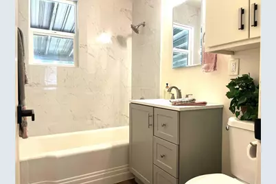 424 N Lazard Street, San Fernando, CA 91340 - Photo 8