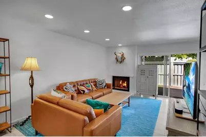 3380 Caminito Gandara, La Jolla, CA 92037 - Photo 4