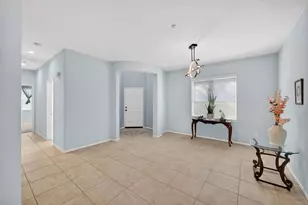 10254 Spruce Woodlands Way, Escondido, CA 92026 - Photo 8