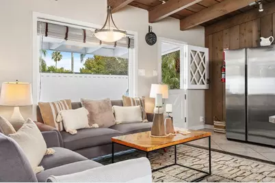367 Beech Ave, Carlsbad, CA 92008 - Photo 16