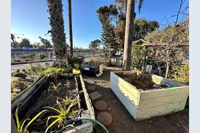 523 N Vulcan Avenue, Encinitas, CA 92024 - Photo 24