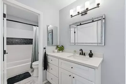 744 Eastshore Ter. ##102, Chula Vista, CA 91913 - Photo 18