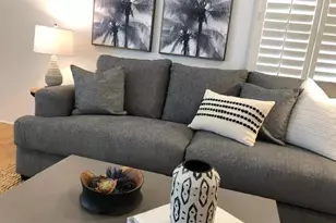 2252 Etiwanda St, San Diego, CA 92107 - Photo 2