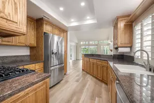 1043 Cordoba Way, Vista, CA 92081 - Photo 8