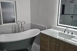 8975 Lawrence Welk Dr, Escondido, CA 92026 - Photo 10