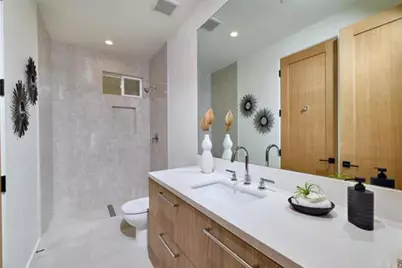 3901 Haines, San Diego, CA 92109 - Photo 22