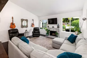 2416 La Pluma Ln, Carlsbad, CA 92009 - Photo 8