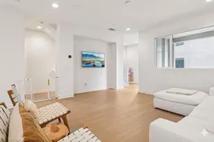 2536 Broom Ln, Carlsbad, CA 92008 - Photo 8