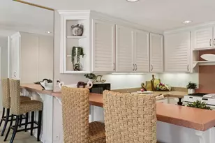 7126 Marina Pacifica Dr, Long Beach, CA 90803 - Photo 16