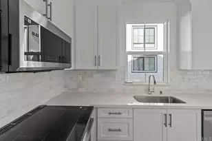 2541 Delphinium Ln, Carlsbad, CA 92008 - Photo 2