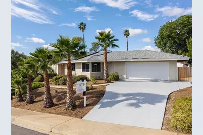 136 Helen Way, Escondido, CA 92025 - Photo 2