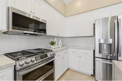 6050 Malea Way, Oceanside, CA 92056 - Photo 14