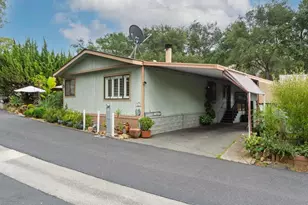 4747 Oak Crest Road, Fallbrook, CA 92028 - Photo 2