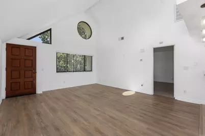 333 Melrose Dr. #F, Vista, CA 92083 - Photo 4