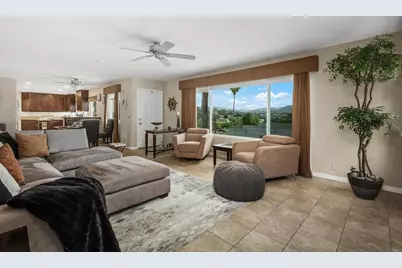 220 Journeys End, Vista, CA 92083 - Photo 8