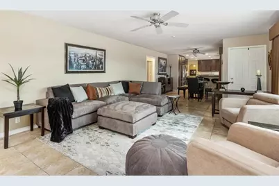 220 Journeys End, Vista, CA 92083 - Photo 8